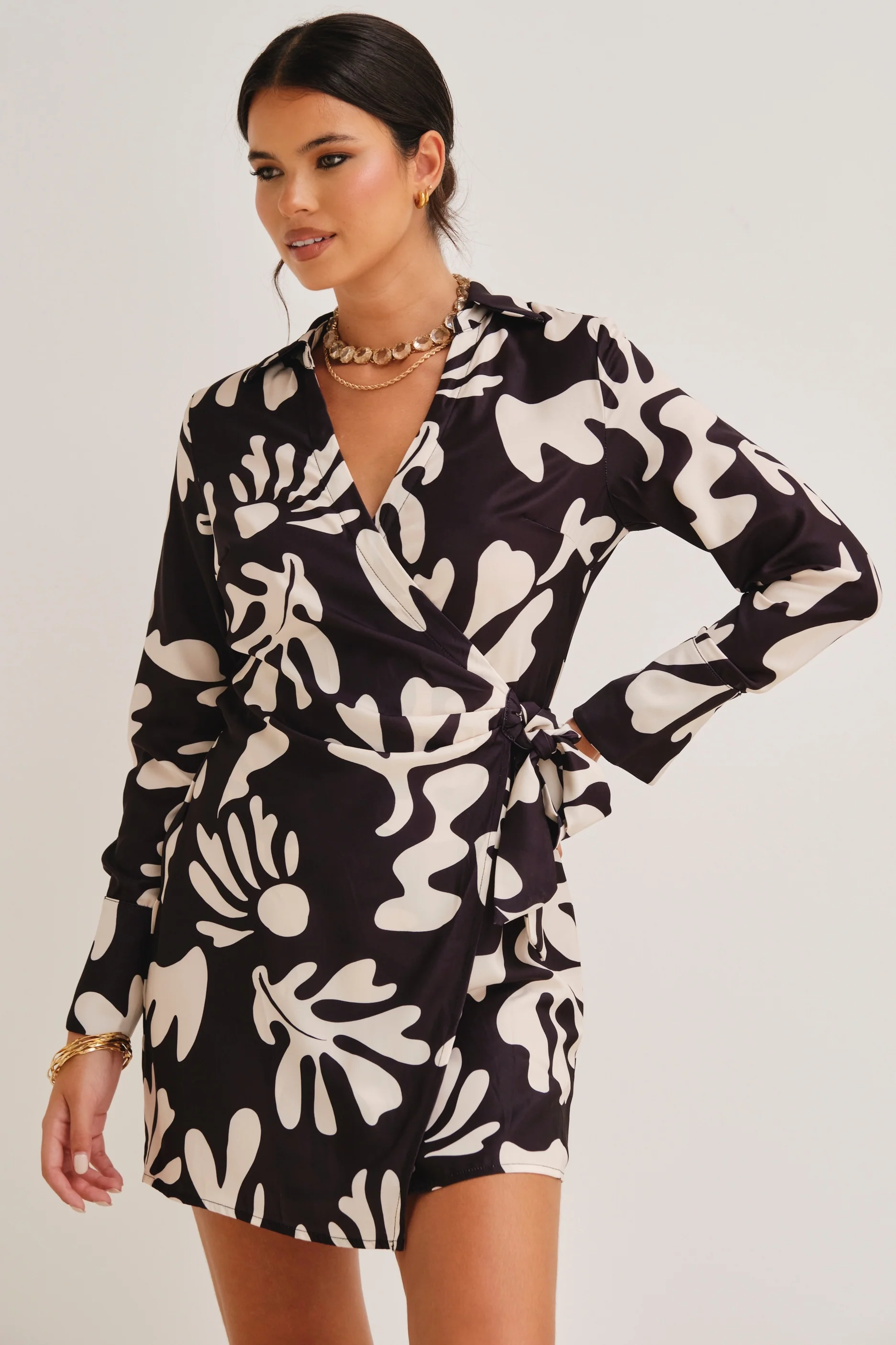 Hattie Wrap Dress Black/Sand - Mc Mu