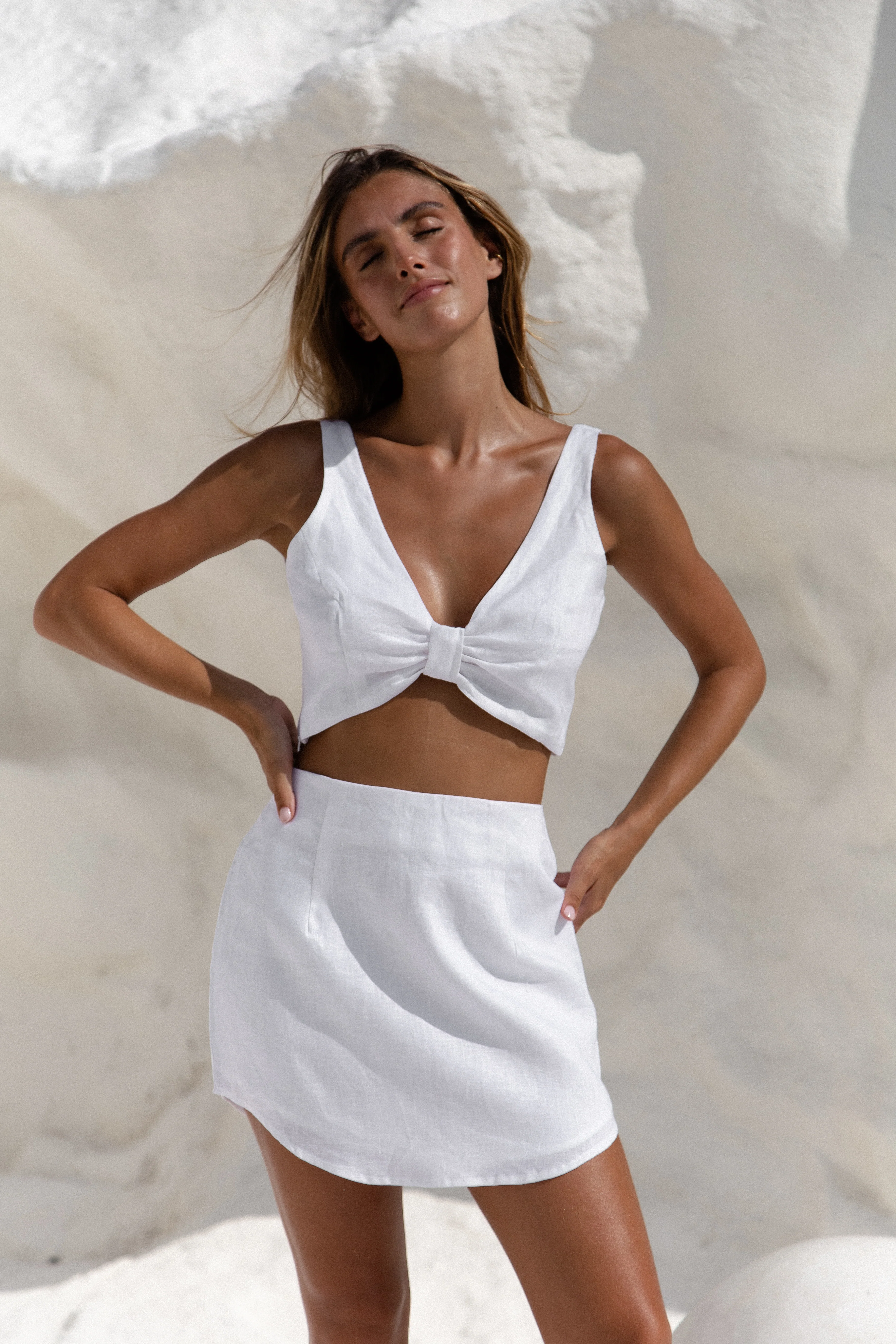 Aura Linen Crop Top White - Mc Mu