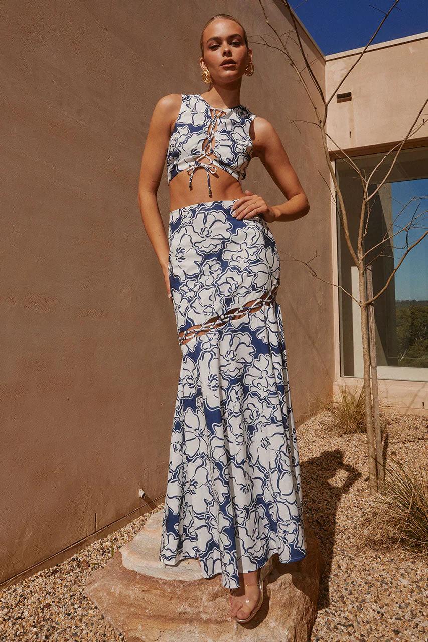 LANI KELANI SKIRT - NAVY FLORAL - Mc Mu