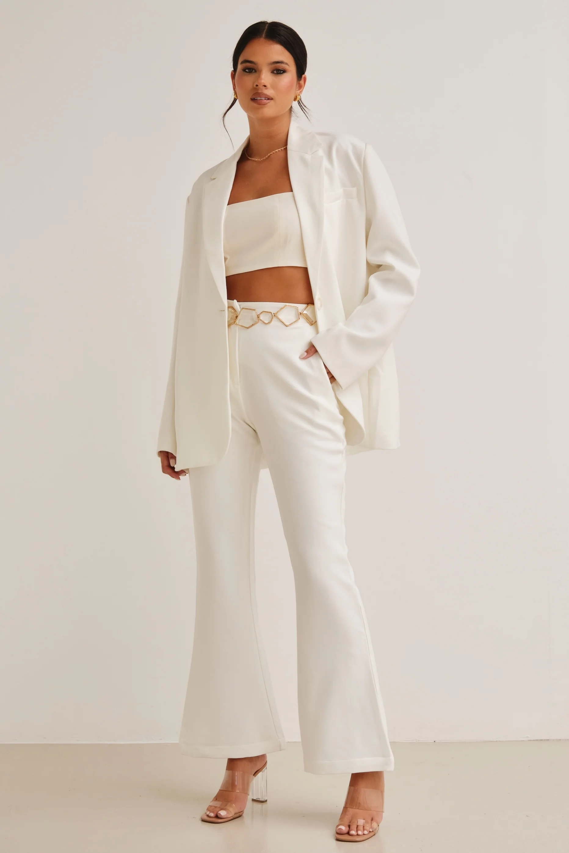 The Oversized Blazer White - Mc Mu