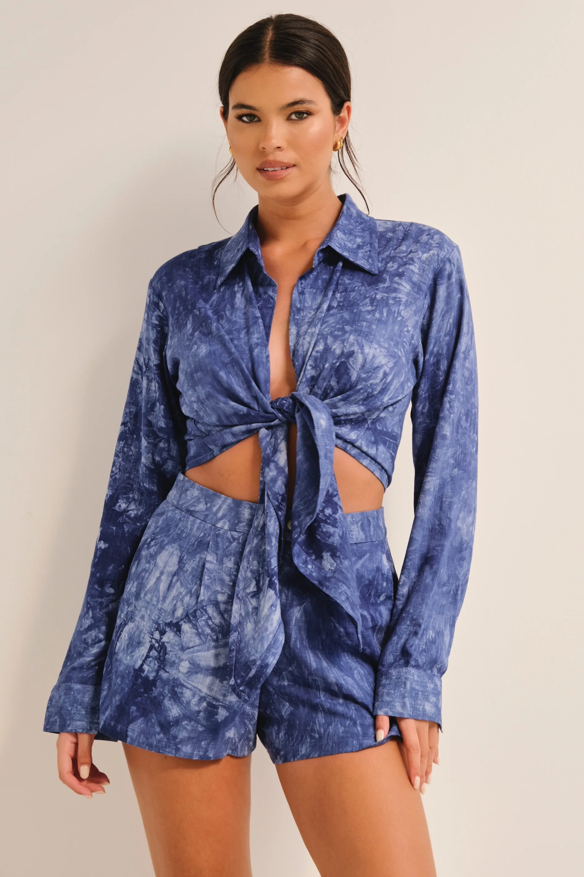 Aura Linen High Waisted Shorts Tie Dye  Blue - Mc Mu
