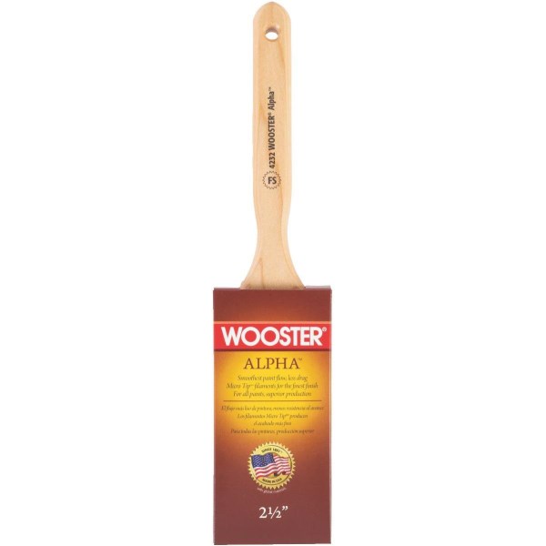 Wooster Alpha 2-1/2 In. Flat Paint Brush - Mc Mu