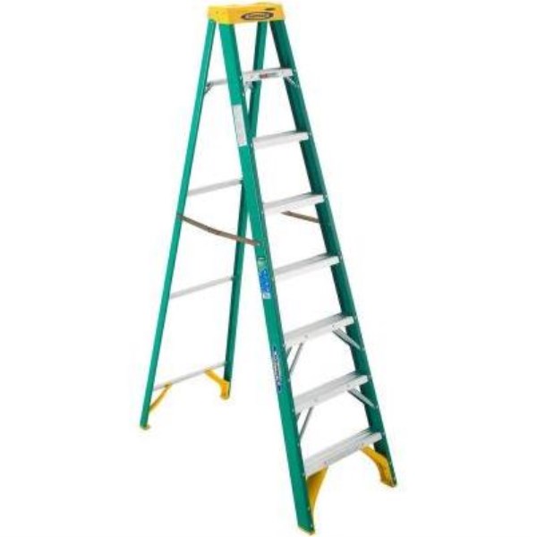 Werner 8 Ft. Fiberglass Step Ladder with 225 Lb. Load Capacity Type II Ladder Rating - Mc Mu