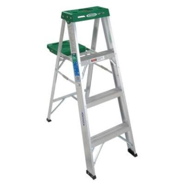 Werner 4 Ft. Aluminum Step Ladder with 225 Lb. Load Capacity Type II Ladder Rating - Mc Mu